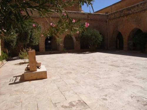 Eindrcke vom Kloster Deyrulzafaran