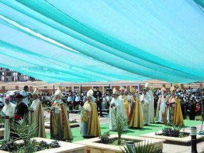Einsetzung des neuen Bischofs in Erbil father Bashar Warda
