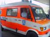Die mobile Klinik, ein älteres Modell von einem Rotkreuz Auto aus Deutschland